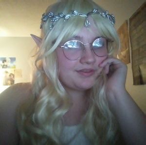 Meet your Posher, Haley